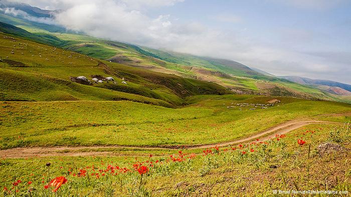 تصاویر و عکسهایی از جاذبـه های کم نظیـر ایـران